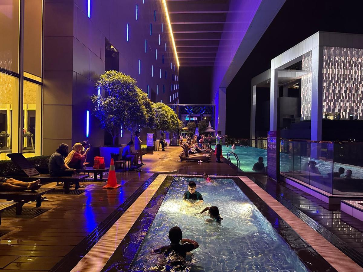 The Platinum Kuala Lumpur By Cozy White Lejlighed Eksteriør billede